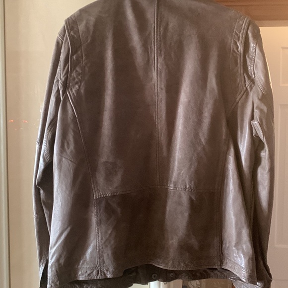 Used Cole haan leather jacket - Picture 7 of 12